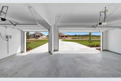 219 Dunovant Drive, Sealy, TX 77474 - Photo 21