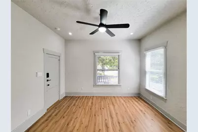 1847 Harvard #4, Houston, TX 77008 - Photo 9