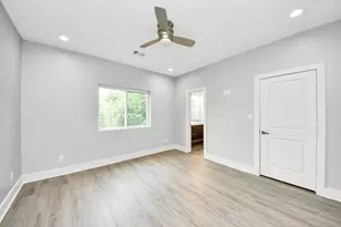119 E 32nd St, Houston, TX 77018 - Photo 23