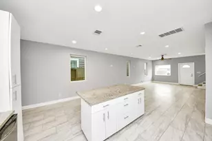 119 E 32nd St, Houston, TX 77018 - Photo 11