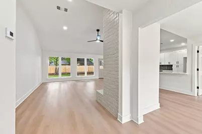 1512 Windsor Drive, Friendswood, TX 77546 - Photo 5