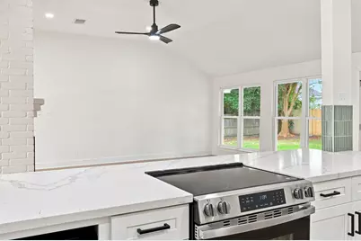1512 Windsor Drive, Friendswood, TX 77546 - Photo 13