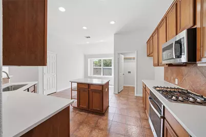 9523 Denfield Court, Houston, TX 77070 - Photo 5