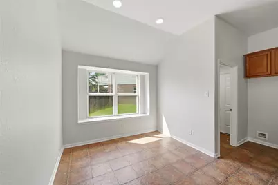 9523 Denfield Court, Houston, TX 77070 - Photo 11
