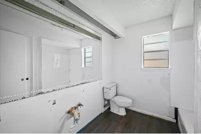 426 S 6th Street, La Porte, TX 77571 - Photo 17