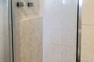 408 Travis St, Webster, TX 77598 - Photo 9