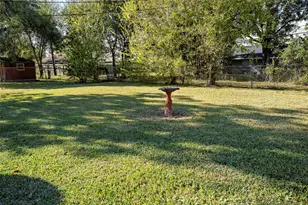 408 Travis St, Webster, TX 77598 - Photo 17