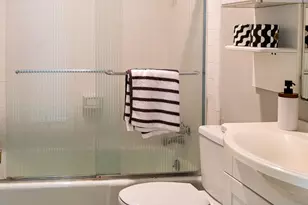 408 Travis St, Webster, TX 77598 - Photo 11