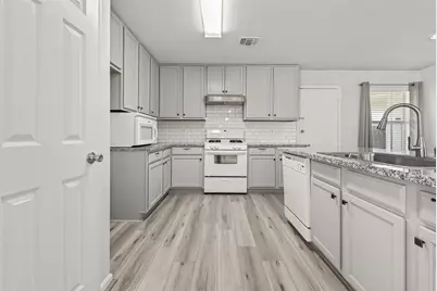 7554 Appleberry Drive, Cypress, TX 77433 - Photo 13