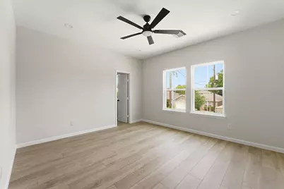 4354 Clover Street #B, Houston, TX 77051 - Photo 21