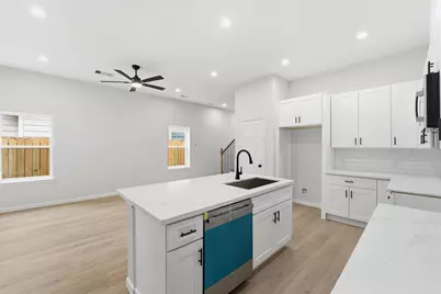 4354 Clover Street #B, Houston, TX 77051 - Photo 13