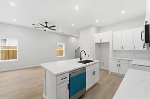 4354 Clover St, Houston, TX 77051 - Photo 13