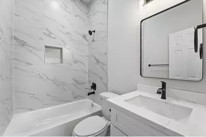 4354 Clover Street #B, Houston, TX 77051 - Photo 9