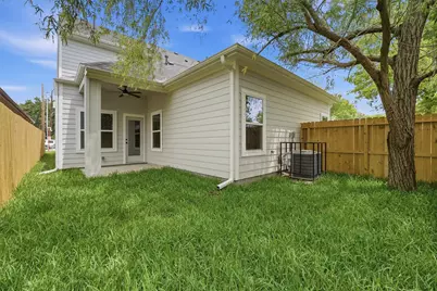 4354 Clover Street #B, Houston, TX 77051 - Photo 25