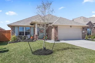 2605 Golden Palms Ln, Texas City, TX 77568 - Photo 3