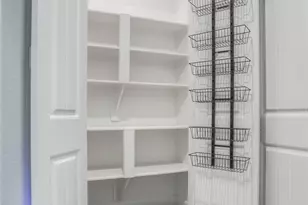 5757 Lakeside Villas Ct, Conroe, TX 77304 - Photo 5