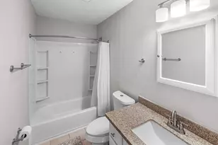 16766 Lake Cir, Conroe, TX 77302 - Photo 17