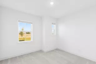 223 Dunovant Dr, Sealy, TX 77474 - Photo 21