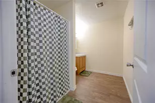 113 Thiele Dr, Yoakum, TX 77995 - Photo 13
