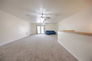 113 Thiele Dr, Yoakum, TX 77995 - Photo 11