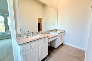 18130 Sunlit Oasis Dr, Webster, TX 77598 - Photo 9
