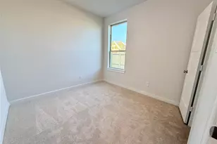 18130 Sunlit Oasis Dr, Webster, TX 77598 - Photo 13