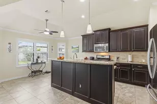 10706 Radiant Realm Dr, Tomball, TX 77375 - Photo 19