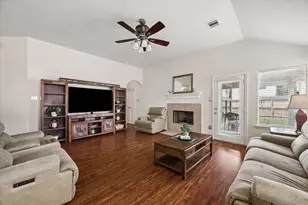 1834 Creegan Park Ct, Houston, TX 77047 - Photo 9