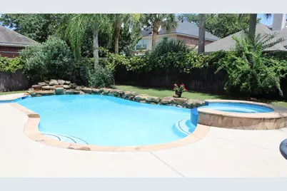 2377 Seahurst Court, League City, TX 77573 - Photo 3