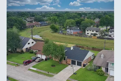 16419 Lost Quail Drive, Houston, TX 77489 - Photo 23