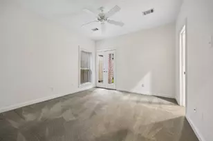 911 Birdsall St, Houston, TX 77007 - Photo 21