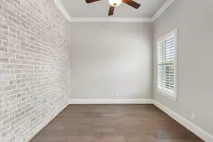 119 Bonnie Ridge Cir, Shenandoah, TX 77384 - Photo 9