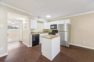 300 Pecore St, Houston, TX 77009 - Photo 5