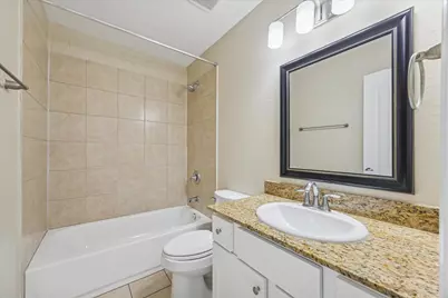 300 Pecore Street #22, Houston, TX 77009 - Photo 9