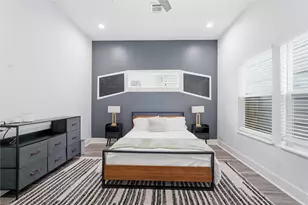 2620 Delafield St, Houston, TX 77023 - Photo 9