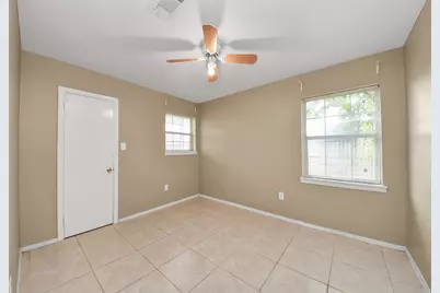 811 Hillcrest Drive, Conroe, TX 77301 - Photo 25
