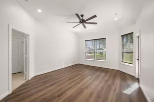 18843 Maverick Ranch Rd E, Magnolia, TX 77355 - Photo 19