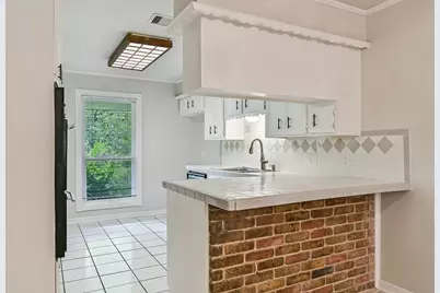 524 Fairdale Street, Friendswood, TX 77546 - Photo 13