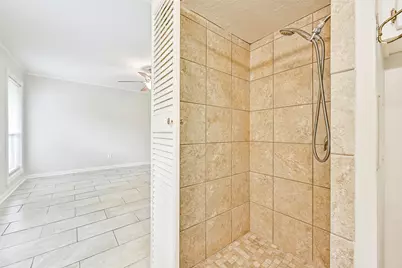 524 Fairdale Street, Friendswood, TX 77546 - Photo 29