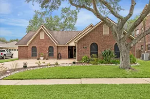 1907 Timber Creek Dr, Pearland, TX 77581 - Photo 1