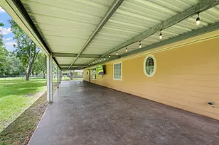 411 E Norris St, El Campo, TX 77437 - Photo 19