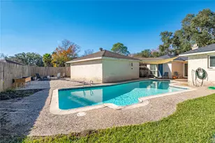 408 Broadmoor St, Friendswood, TX 77546 - Photo 23