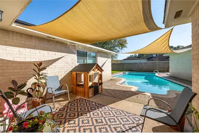 408 Broadmoor Street, Friendswood, TX 77546 - Photo 1