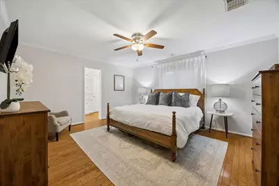 14810 Chadbourne Drive, Houston, TX 77079 - Photo 17
