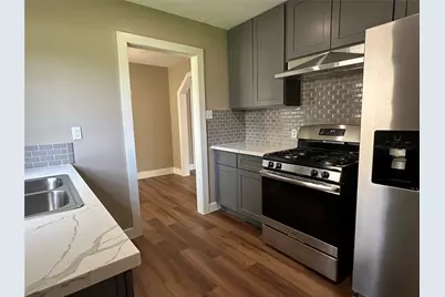 401 Dorchester Street, Houston, TX 77022 - Photo 3