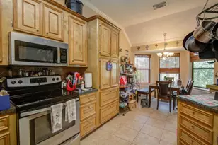 143 Eagle Nest Ct, Richwood, TX 77566 - Photo 23