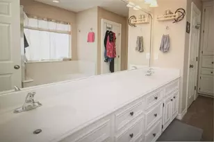 143 Eagle Nest Ct, Richwood, TX 77566 - Photo 35