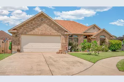 143 Eagle Nest Court, Richwood, TX 77566 - Photo 1