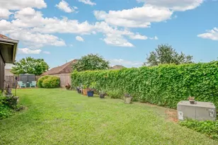 143 Eagle Nest Ct, Richwood, TX 77566 - Photo 9