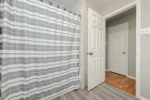 2002 Wimcrest St, Galveston, TX 77551 - Photo 19